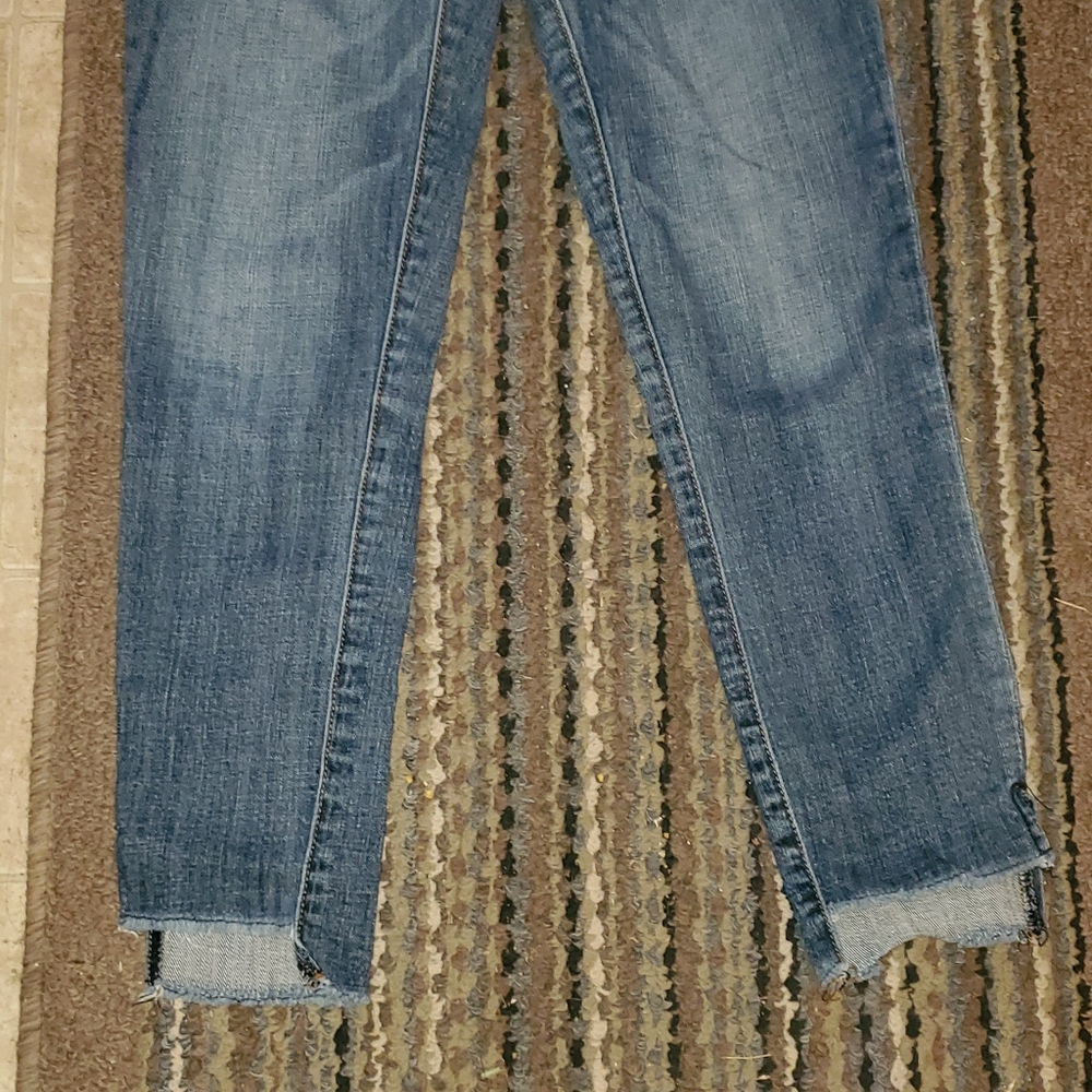 Jean - Picture 3 of 3